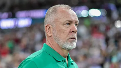 Mano Menezes ganha respaldo no Fluminense após vence 'batalha' contra Marcelo nos bastidores