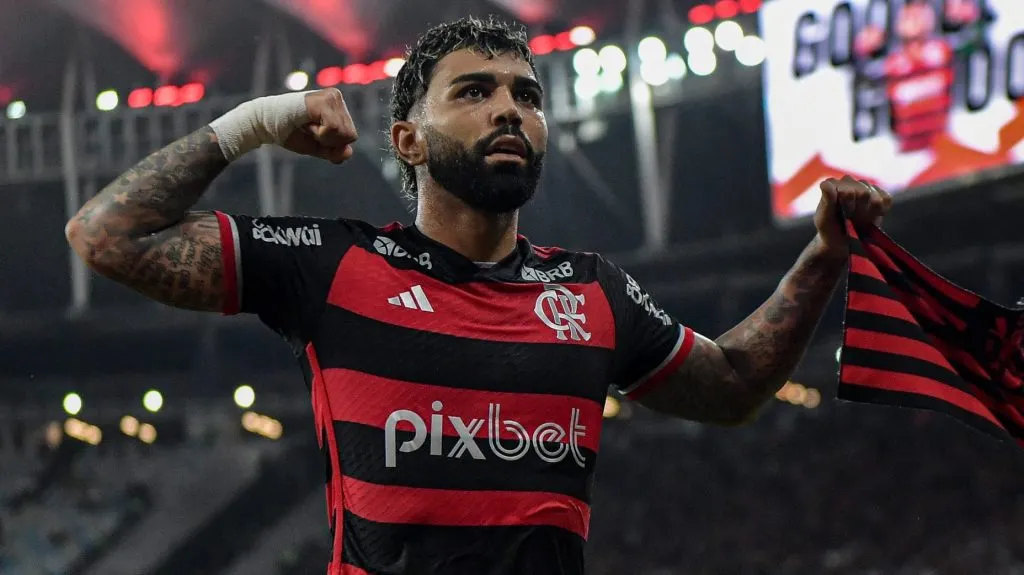 Gabigol comemorando. Foto: Thiago Ribeiro/AGIF