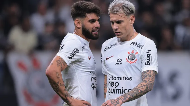 Samir Carvalho crava: Róger Guedes no Corinthians em 2025 tem resolução