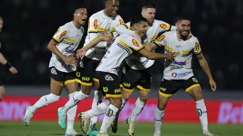 Novorizontino visitou o Guarani na última rodada da Série B (Foto: Pedro Zacchi/AGIF)