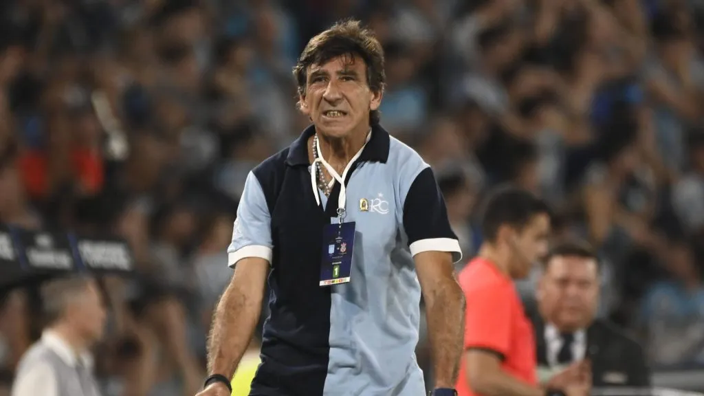 Técnico do Racing projeta duelo contra o Cruzeiro – Foto: IMAGO / Fotobaires