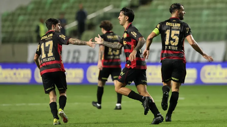 Operário e Sport duelam pela 16ª rodada.