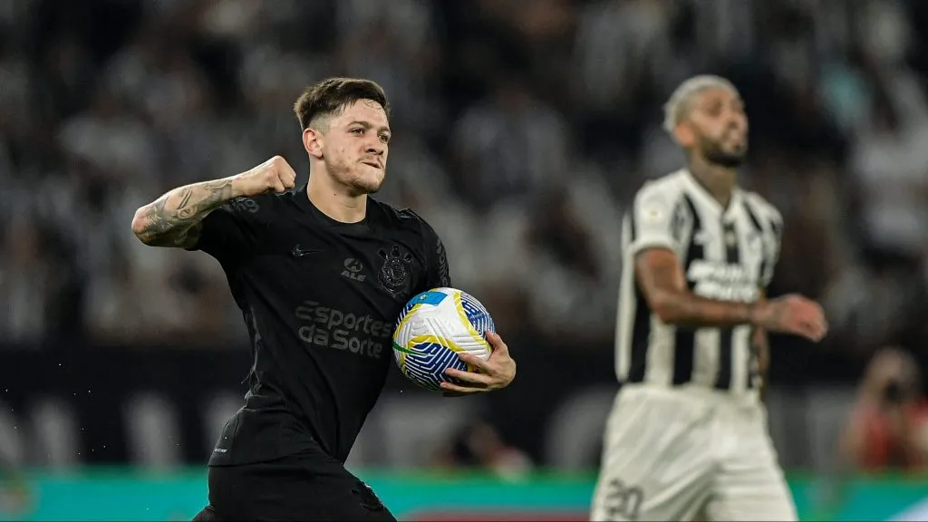 Torcida do Flamengo pede Garro em 2025 –  Foto: Thiago Ribeiro/AGIF