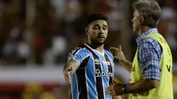 João Pedro recebe chamada da torcida do Grêmio após jogo com Vitória