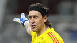 Cássio, goleiro do Cruzeiro, durante partida contra o Palmeiras no estádio Mineirão pelo Campeonato Brasileiro