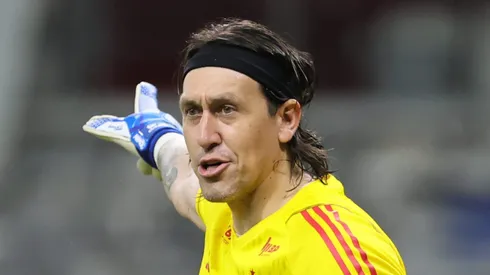 Cássio, goleiro do Cruzeiro, durante partida contra o Palmeiras no estádio Mineirão pelo Campeonato Brasileiro