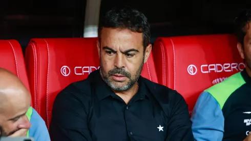 Treinador pode deixar o Glorioso - Foto: Luiz Erbes/AGIF.