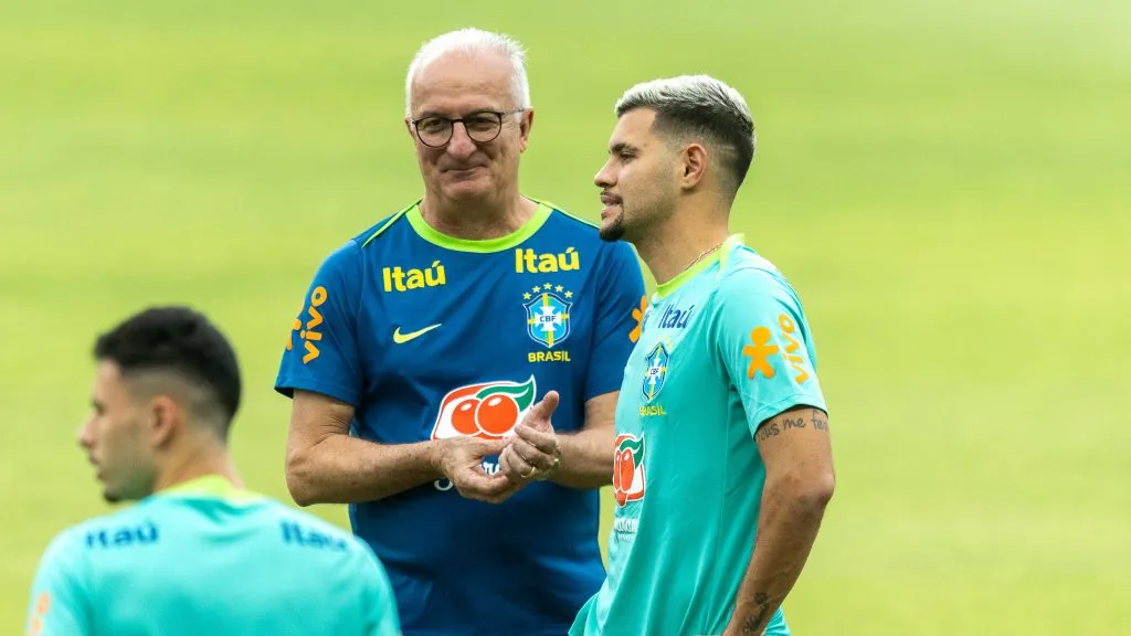 Dorival Jr. treinando a Seleção Brasileira. Foto: Fernando Torres/AGIF