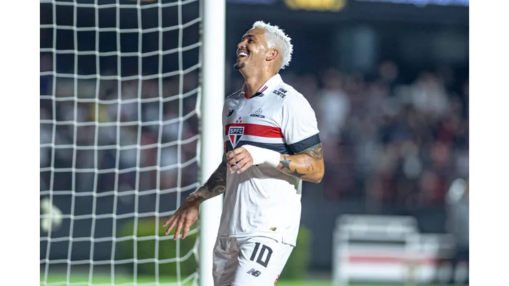 Santos quer Luciano e atacante não garante que fica no São Paulo
