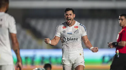 Reviravolta na saída de Giuliano do Santos e assunto ferveu na Vila Belmiro