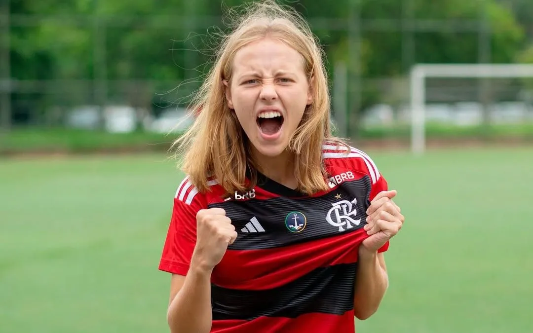 Ana Papel, jogadora do Flamengo comemora seu gol e classificação da equipe para as quartas de final da Copinha Feminina com vitória de 2 a 0 sobre o Palmeiras. Foto: Adriano Fontes/CRF
