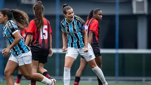 Jogadora do Grêmio, comemora gol do tricolor sobre o Vitória na Copinha Feminina 2024