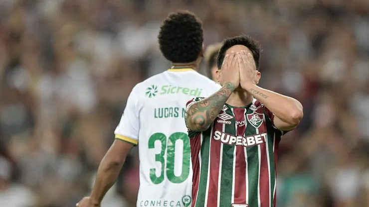 German Cano jogador do Fluminense lamenta durante partida contra o Cuiaba. Foto: Thiago Ribeiro/AGIF