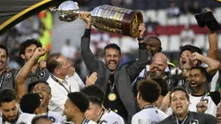 Artur Jorge comemora título da libertadores - Foto: ALEJANDRO PAGNI