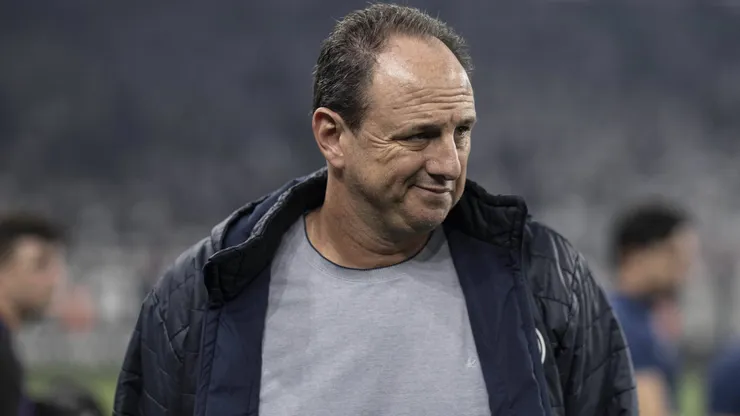 Rogério Ceni exaltou o Palmeiras e demais brasileiros - Photo: Marco Galvão/Fotoarena .