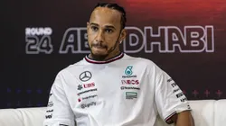 Hamilton em coletiva no Abu Dhabi