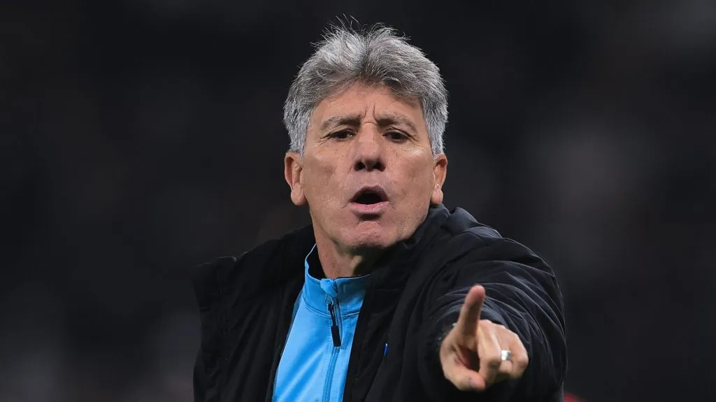 Renato Portaluppi tem futuro indefinido - Foto: Ettore Chiereguini/AGIF.