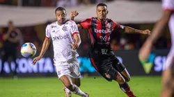 De La Cruz em ação na última partida contra o Vitória. Foto: Jhony Pinho/AGIF