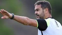 Artur Jorge estuda 3 mudanças no Botafogo contra SPFC
