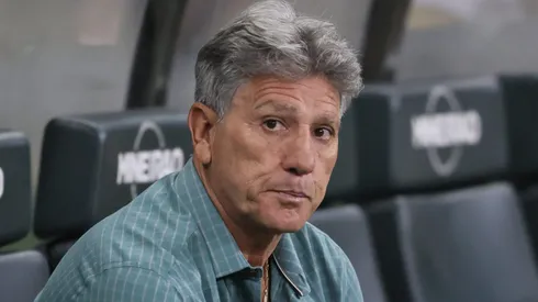 Renato Gaúcho durante partida entre Cruzeiro e Grêmio, no Mineirão, pelo Campeonato Brasileiro.