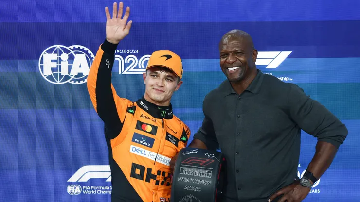 Norris e o ator Terry Crews em Abu Dhabi