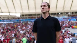Atacante só depende do aval de Filipe Luís para chegar ao Flamengo