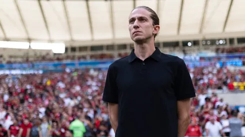 Atacante só depende do aval de Filipe Luís para chegar ao Flamengo