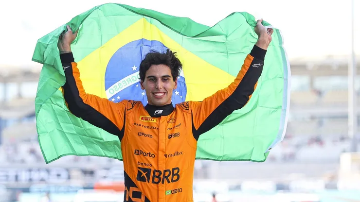 Bortoleto comemorando título da F2