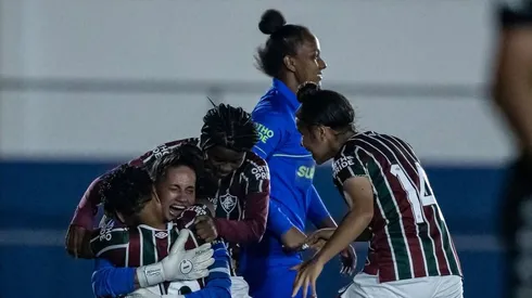 Meninas de Xerém, comemoram vitória do Fluminense com direito a classificação nas semifinais da Copinha Feminina em duelo contra o São Paulo no último domingo (8/12), no Parque Recreativo CERET