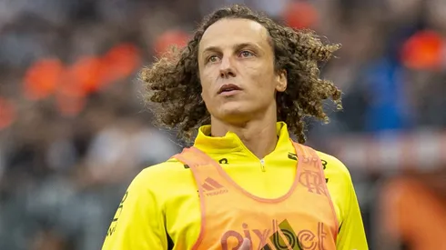 David Luiz durante aquecimento antes de partida entre Corinthians e Flamengo, na Neo Química Arena, pela semifinal da Copa do Brasil.