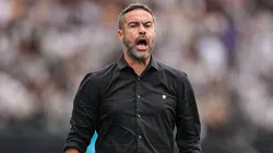 Artur Jorge falou sobre Abel Ferreira após conquistar o título do Brasileirão