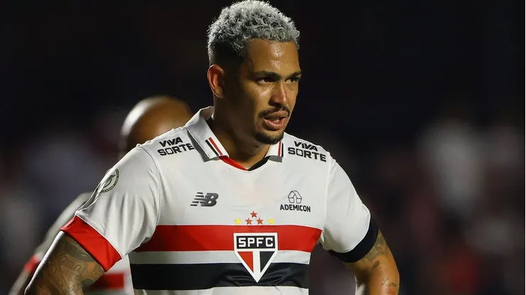 Luciano durante partida entre São Paulo e Juventude, no Morumbis, pelo Campeonato Brasileiro.