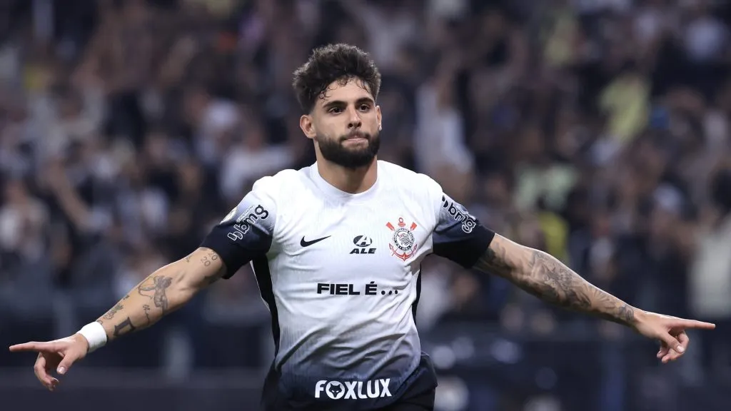 Yuri Alberto comemorando gol pelo Corinthians. Foto: Marcello Zambrana/AGIF