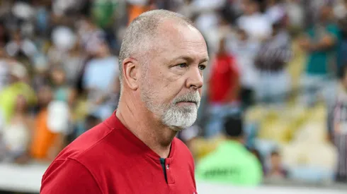 Mano Menezes durante partida entre Fluminense e Botafogo, no Maracanã, pelo Campeonato Brasileiro. Foto: Celso Pupo