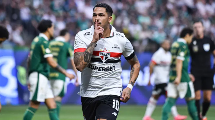 Luciano triplicaria salário se saísse do São Paulo - Imago