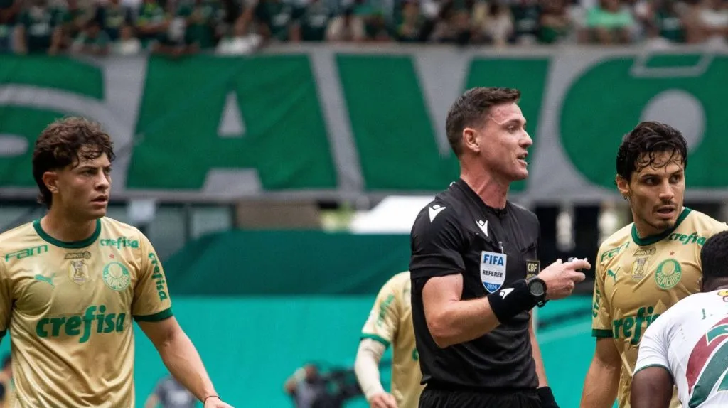 Foto: Rodilei Morais/Fotoarena – Verdão perdeu para o Flu e terminou ano sob vaias da torcida.