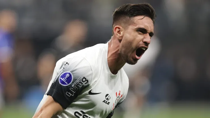 Santistas querem Igor Coronado - Foto: Alexandre Schneider/Getty Images.
