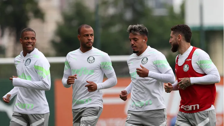 Barca do Palmeiras para 2025 será extensa e terá jogadores multicampeões de Abel