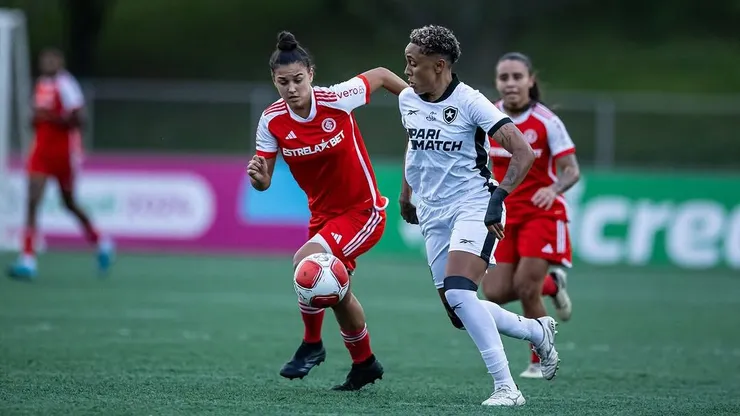 Botafogo se despediu da Copinha Feminina após ser eliminado pelo Internacional nas quartas de final