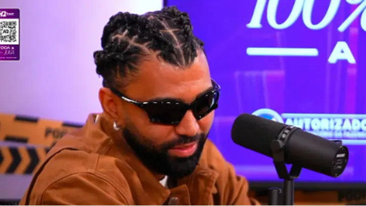 Gabigol concedendo entrevista em podcast. Foto: Reprodução/Podpah