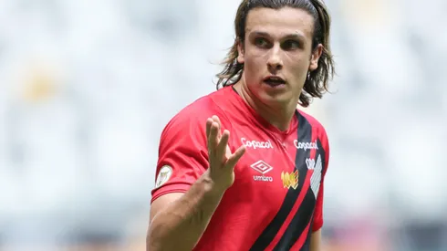 Canobbio na mira do Internacional