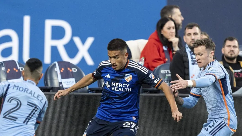 Foto: IMAGO /&nbsp;ZUMA Press Wire – Yamil Asad (camisa 27) durante partida pelo Cincinnati na MLS.