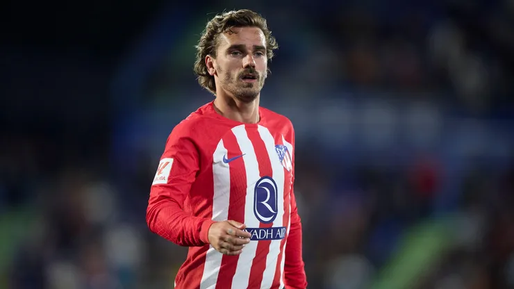 Atlético de Madrid entra em campo contra o Slovan Bratislava pela Liga dos Campeões.