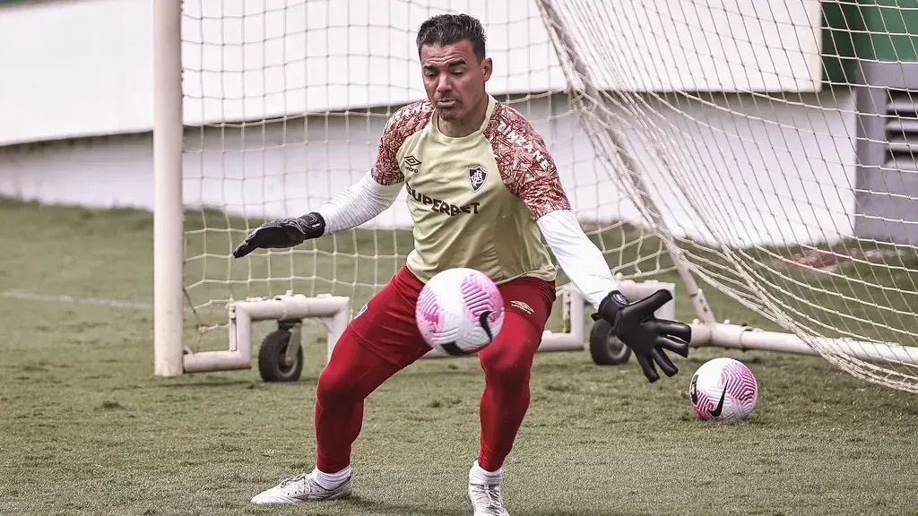 Goleiro Felipe Alves, do Fluminense