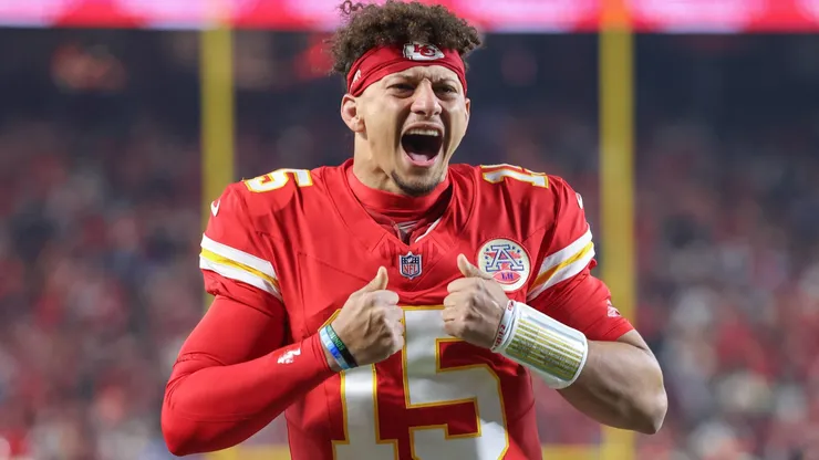 Mahomes ignora os sacks e confia na recuperação dos Chiefs