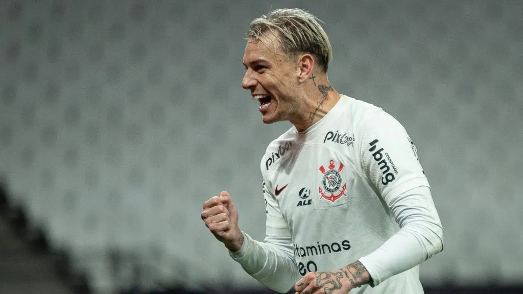 Róger Guedes durante partida. Foto: Ronaldo Barreto/Thenews2/Imago Images