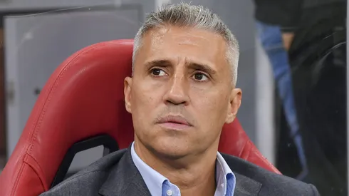Hernán Crespo durante partida entre Al Gharafa e Al Ain, em 2024.