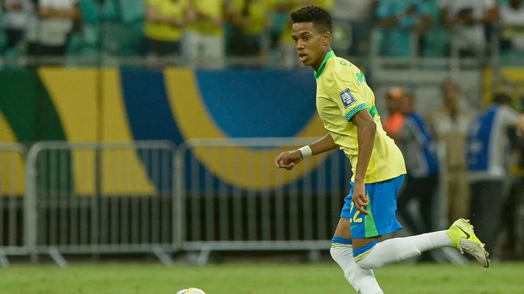 Estêvão na Seleção Brasileira. Foto: Jhony Pinho/AGIF