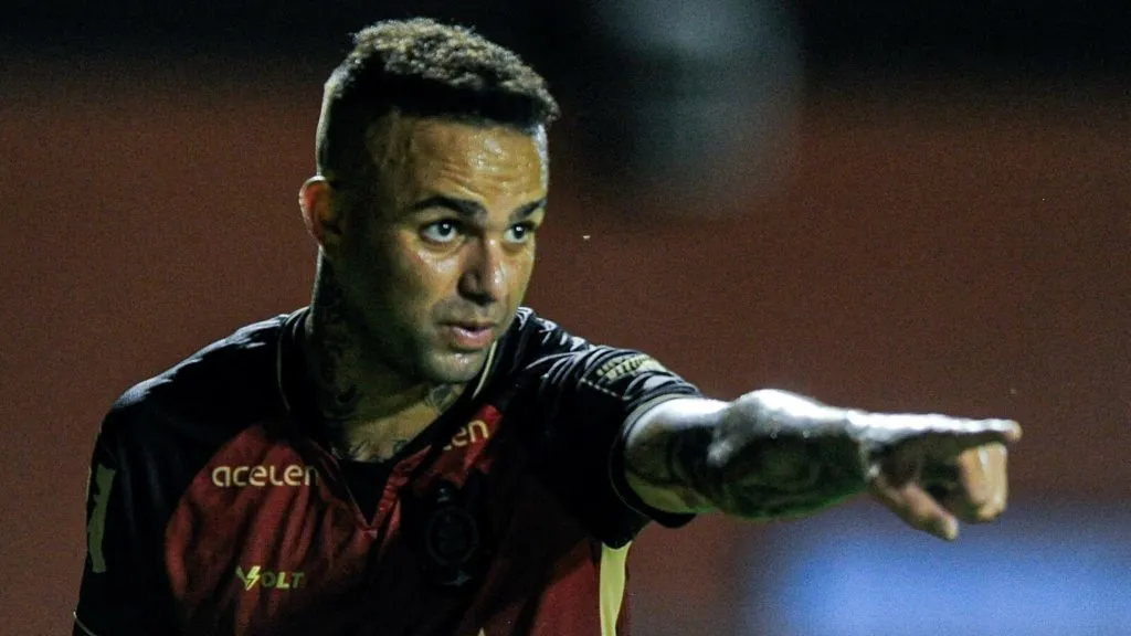 Luan jogou a última vez pelo Vitória - Foto: Jhony Pinho/AGIF.