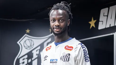 Yusupha Njie foi apresentado em setembro e jamais entrou em campo